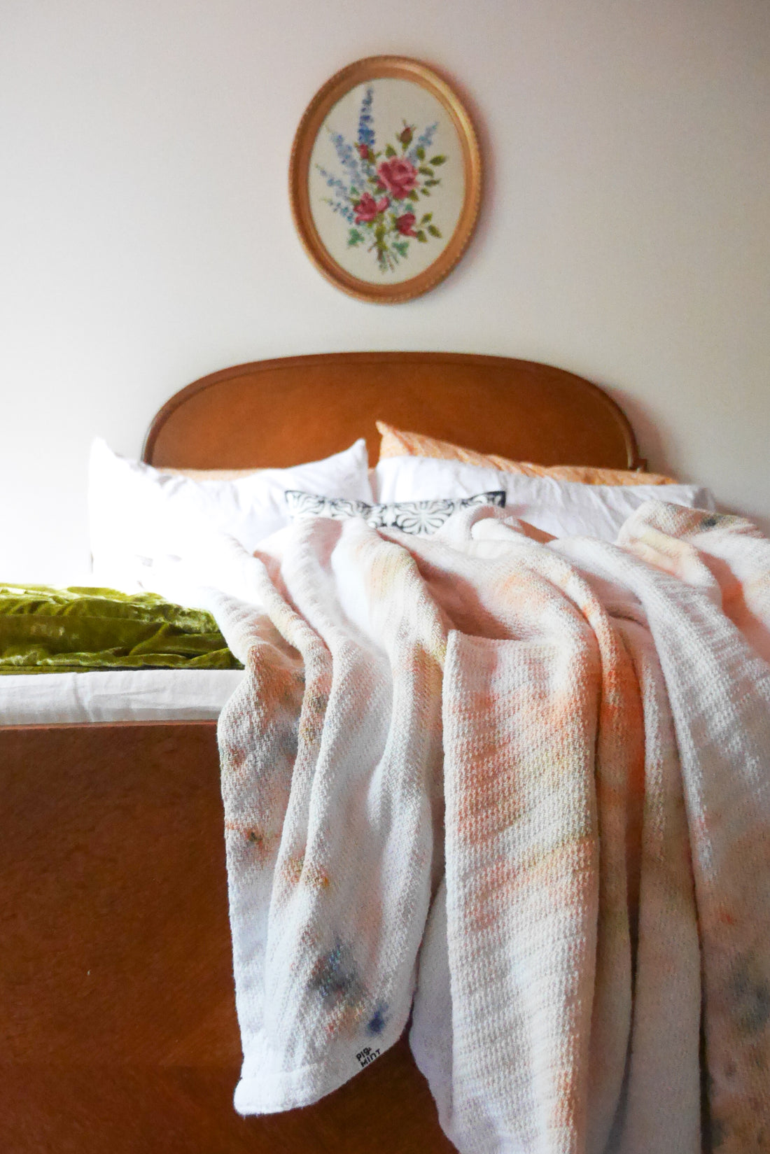 Throw Blanket - PigMintShop